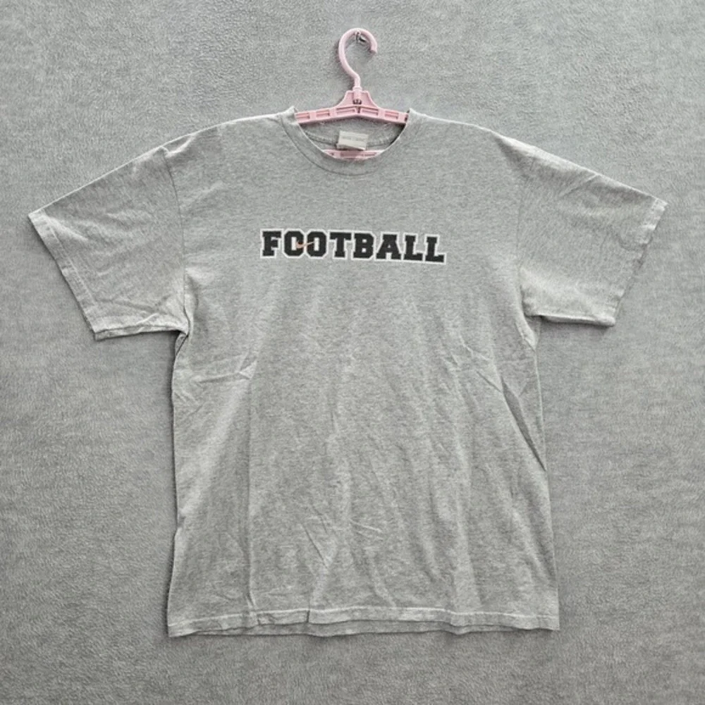 VINTAGE Nike Men Shirt L Gray Football Swoosh Logo Graphic Print Short Sleeve‎